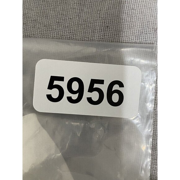 Laundry By Shelli Segal Women’s Shirt Sleeve Blouse Cream Sleeveless Size 0 - Picture 11 of 11